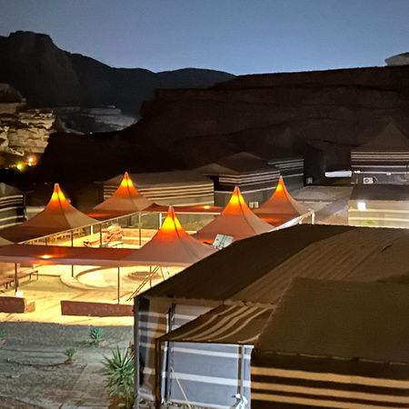 Desert Island Camp Ram Vadisi Dış mekan fotoğraf