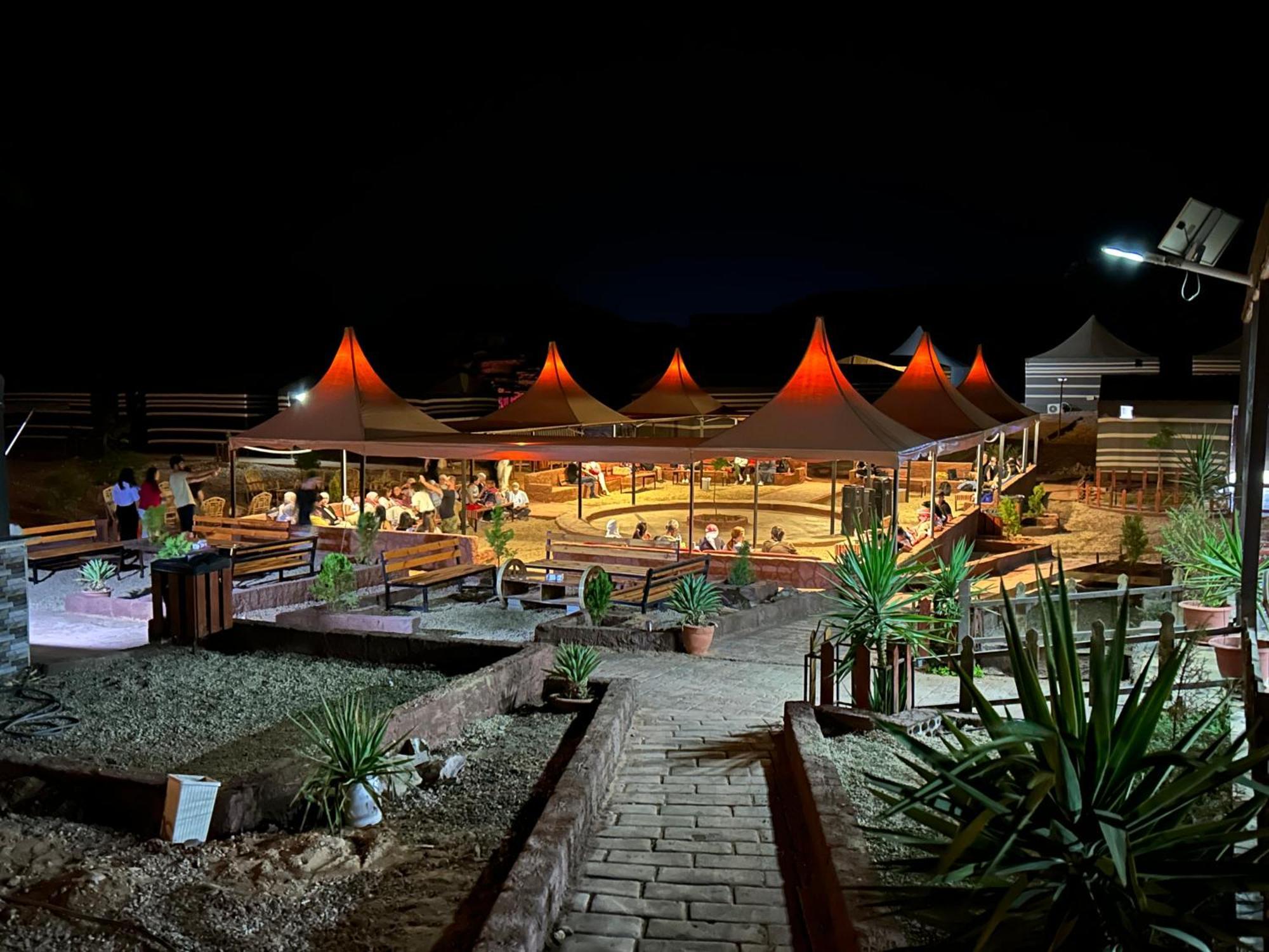 Desert Island Camp Ram Vadisi Dış mekan fotoğraf